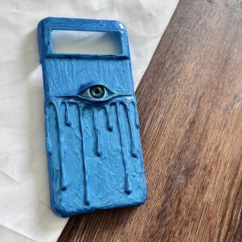hm-26 blue eye phone case
